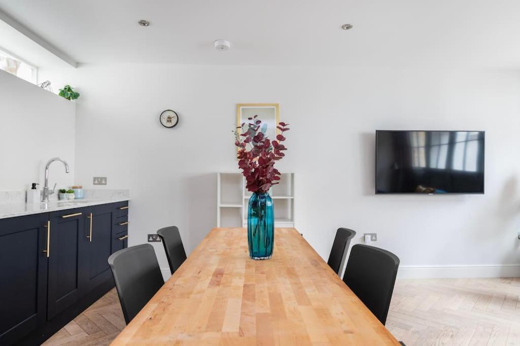 Appartamento Beautiful 3 Bd House In Paddington Londra Esterno foto